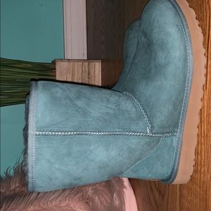extra pics from brand new Ugg’s
